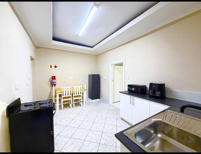 1 BEDROOM PROPERTY TO RENT IN WOODSTOCK